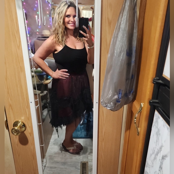 Victorian Gothic Lace Overlay Elastic Waist High Low Skirt - Picture 9 of 15